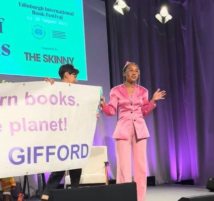 A mass walk-out, led by the climate activist and author Mikaela Loach, was staged at Edinburgh international book festival over its fossil fuel links.
