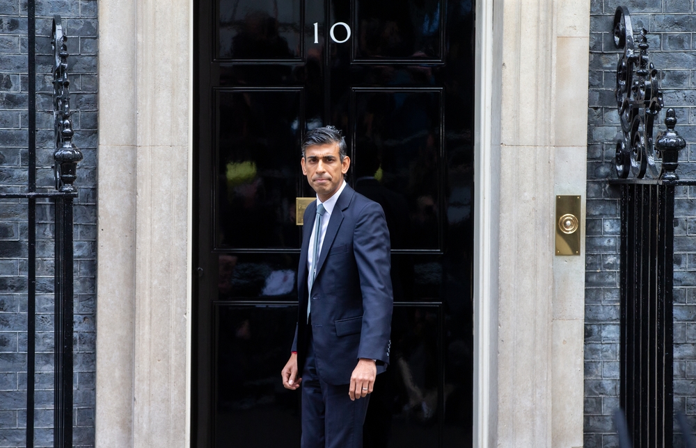 K Prime Minister Rishi Sunak poses outside 10 Downing Street as he assumes office.