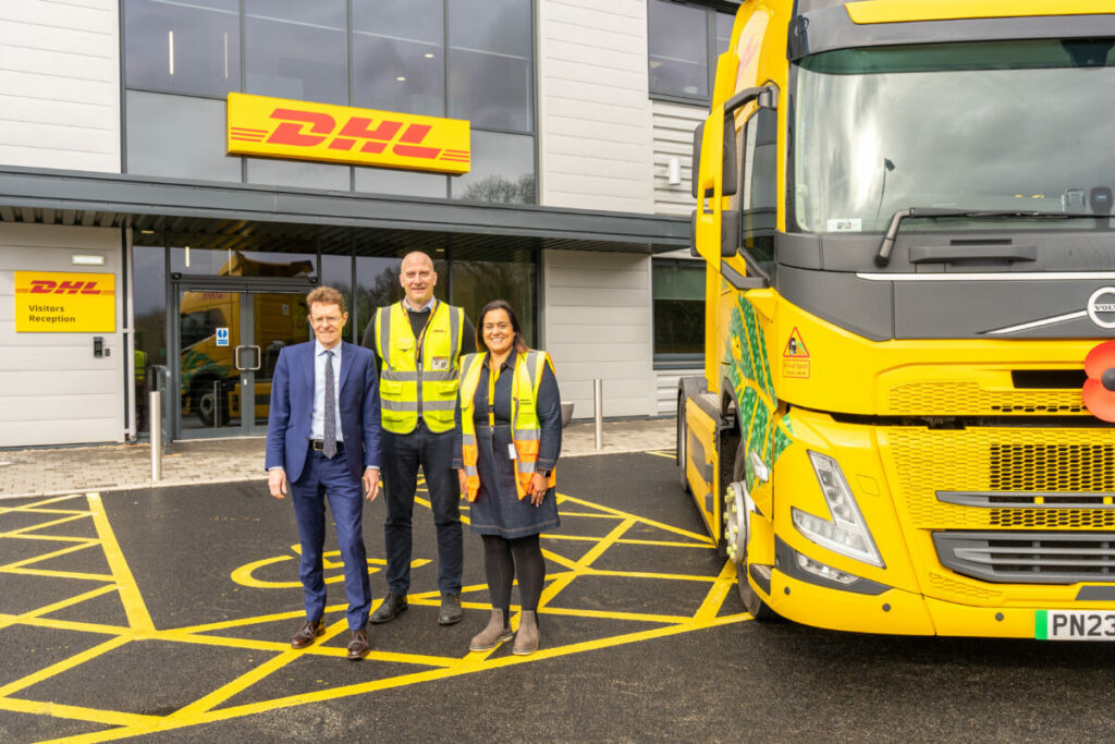 With 3,000 solar panels and an air source heat pump, the building marks DHL’s first operational carbon-neutral new-build site in the UK.